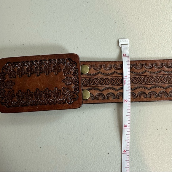 Vintage Brown genuine leather Banana Republic belt circa 1991 - Picture 2 of 6